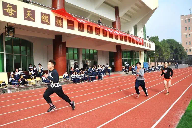 海德网球拍有分男女款的吗_